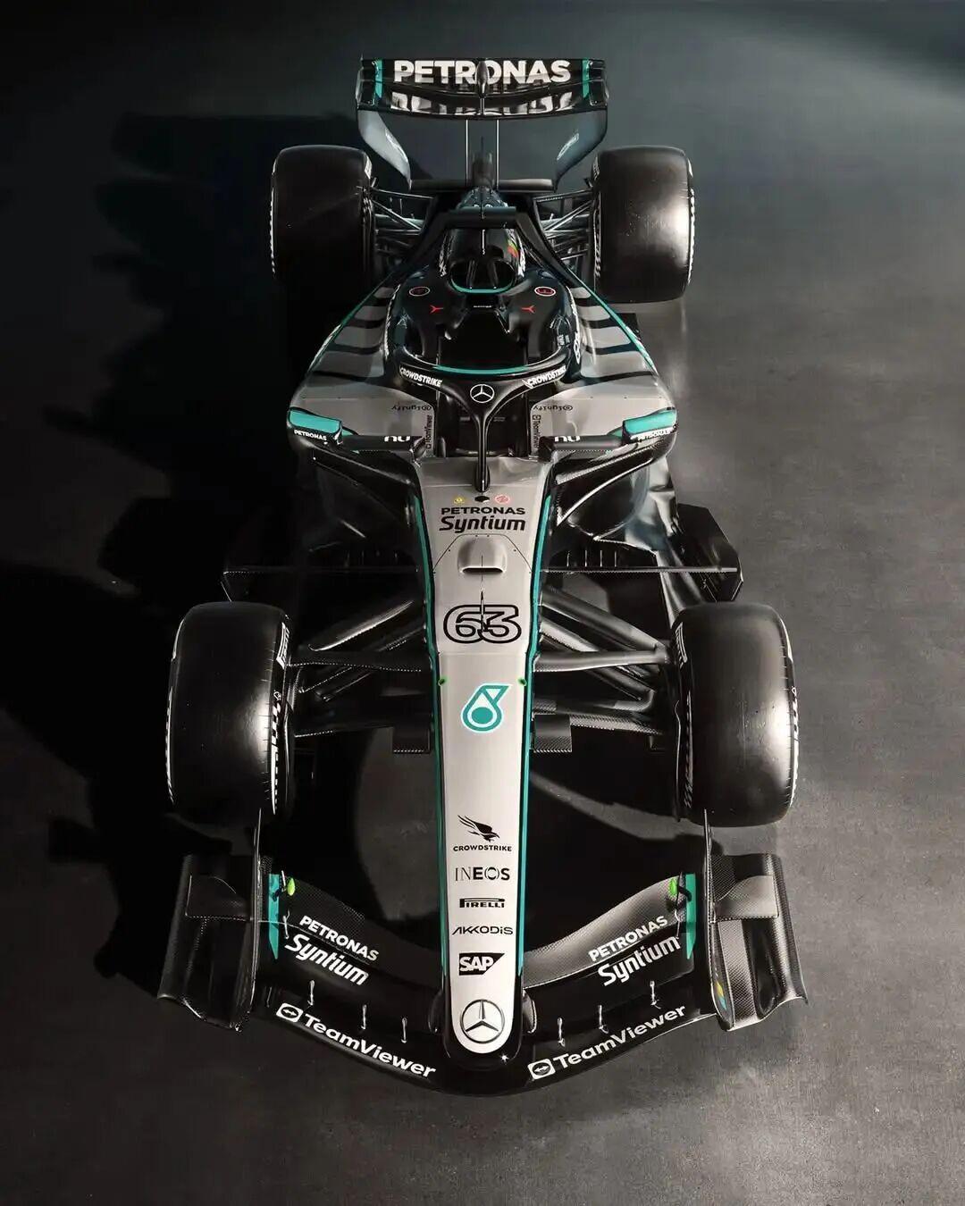 leyu sports-梅赛德斯的新衣 W17赛车涂装发布